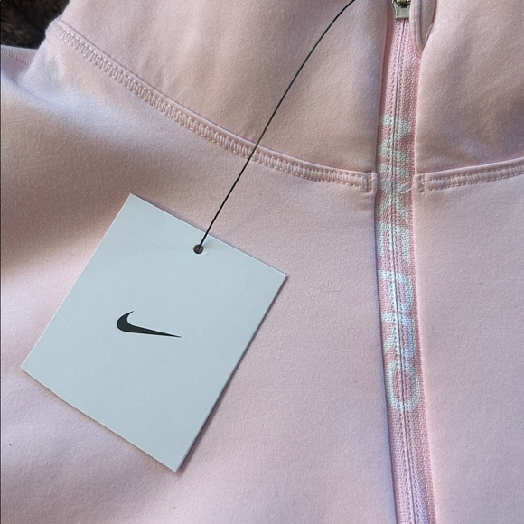1/4 Zip Nike Pro Dri-Fit Pull Over - Picture 13 of 13